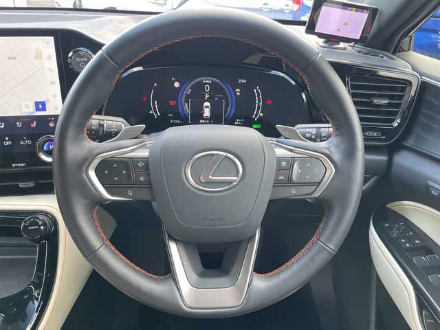 レクサス ＮＸ 350h バージョンL 青森県 2023(令5)年 2.2万km 黒 純正オーディオナビ/純正フロアマット/ドラレコ/クルーズコントロール（追従有り）/横滑り防止/ヒートシート（全席）/シートヒーター/ハンドルヒーター/ヘッドアップディスプレイ/パワーアップドア/メモリーシート/パノラマビッグビュー/ETC