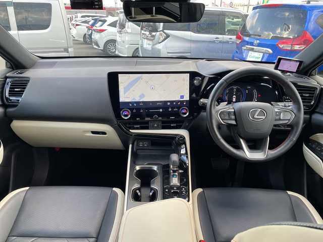 レクサス ＮＸ 350h バージョンL 青森県 2023(令5)年 2.2万km 黒 純正オーディオナビ/純正フロアマット/ドラレコ/クルーズコントロール（追従有り）/横滑り防止/ヒートシート（全席）/シートヒーター/ハンドルヒーター/ヘッドアップディスプレイ/パワーアップドア/メモリーシート/パノラマビッグビュー/ETC