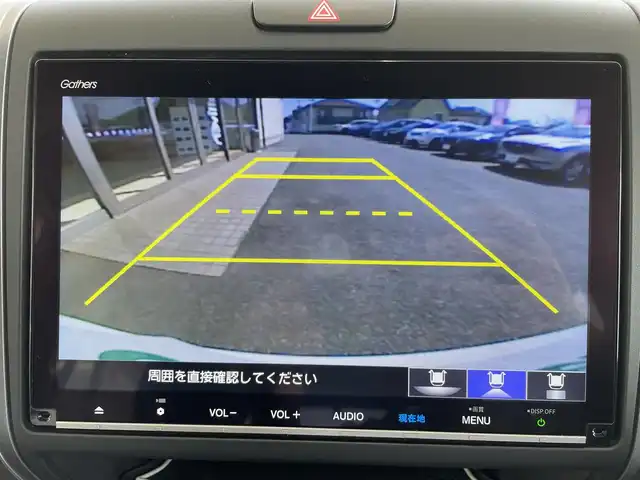 ホンダ フリード＋ ハイブリット G 埼玉県 2022(令4)年 2.8万km パール ワンオーナー/ホンダ純正インターナビ/フルセグTV/Bluetooth/CD/DVD/USB/SD/両側パワスラ/レーンキープ/ハーフレザー/前席シートヒーター/純正AW/LEDライト