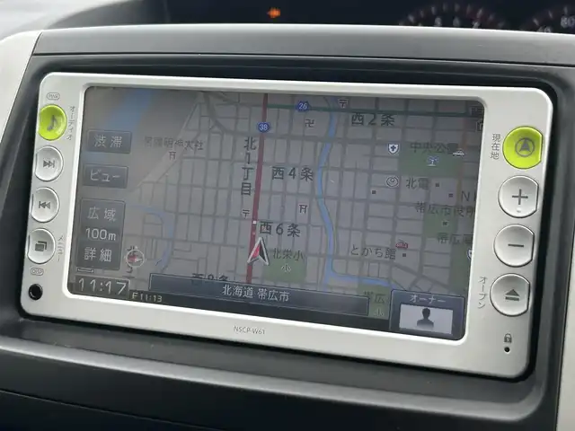 トヨタ ヴォクシー ZS 煌 道東・釧路十勝 2011(平23)年 12.8万km ブラック 4WD/寒冷地仕様/純正ナビ/地デジ/バックカメラ/ETC/両側パワースライドドア/プッシュスタート/スマートキー/パドルシフト/HIDヘッドライト/フォグランプ/ドアバイザー/革巻きステアリング/フロアマット