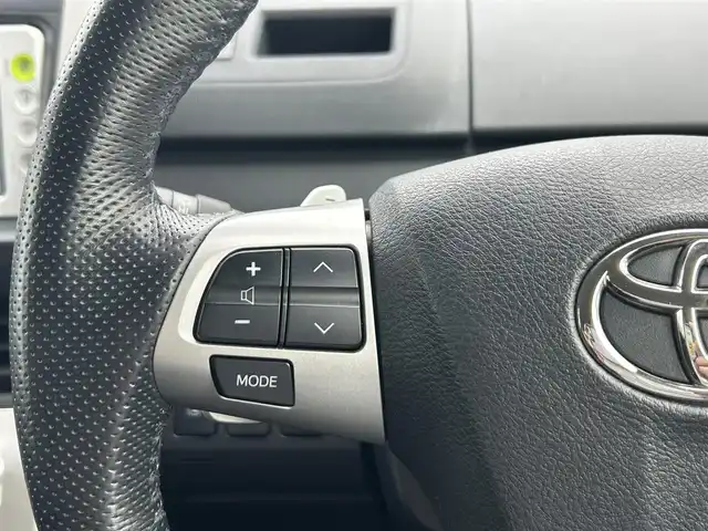 トヨタ ヴォクシー ZS 煌 道東・釧路十勝 2011(平23)年 12.8万km ブラック 4WD/寒冷地仕様/純正ナビ/地デジ/バックカメラ/ETC/両側パワースライドドア/プッシュスタート/スマートキー/パドルシフト/HIDヘッドライト/フォグランプ/ドアバイザー/革巻きステアリング/フロアマット