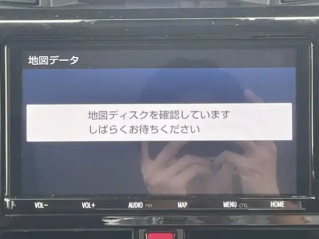 トヨタ ルーミー カスタムG－T 愛媛県 2021(令3)年 3.1万km ブラックマイカメタリック 両側パワースライドドア/パノラミックビューモニター/純正9インチナビ(Bluetooth/CD/DVD)/フルセグテレビ/ETC/レーダークルーズコントロール/アイドリングストップ/レーンキープアシスト/前後コーナーセンサー/LEDヘッドライト/オートライト/純正フロアマット/純正ドアバイザー/純正アルミホイール/横滑り防止装置/スマートキー/プッシュスタート/ABS
