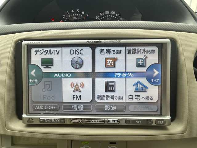 トヨタ シエンタ G 静岡県 2010(平22)年 3.7万km ホワイトパールクリスタルシャイン 社外ナビ/フルセグTV/DVD/CD/バックカメラ/左後パワースライドドア/右後イージークローザー/ETC/前後ドライブレコーダー/社外14インチAW/スチールホイール付スタッドレスタイヤ車内積載/スマートドアロックキー/取扱説明書/R4/R6点検記録簿有