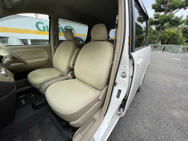 トヨタ シエンタ G 静岡県 2010(平22)年 3.7万km ホワイトパールクリスタルシャイン 社外ナビ/フルセグTV/DVD/CD/バックカメラ/左後パワースライドドア/右後イージークローザー/ETC/前後ドライブレコーダー/社外14インチAW/スチールホイール付スタッドレスタイヤ車内積載/スマートドアロックキー/取扱説明書/R4/R6点検記録簿有