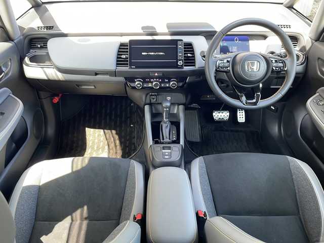 ホンダ フィット e:HEV RS 長野県 2023(令5)年 0.8万km クリスタルブラックパール ホンダセンシング /純正９インチナビフルセグTV/バックカメラ/ETC/ドライブレコーダー/純正１６インチアルミ/レーダークルーズコントロール/LEDヘッドライト/プッシュスタートエンジン/スマートキー