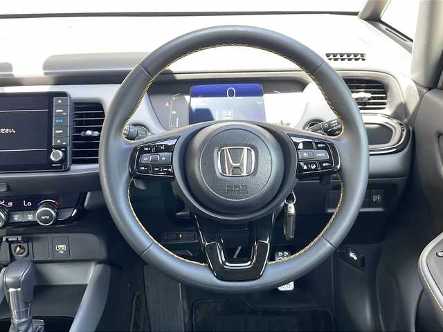 ホンダ フィット e:HEV RS 長野県 2023(令5)年 0.8万km クリスタルブラックパール ホンダセンシング /純正９インチナビフルセグTV/バックカメラ/ETC/ドライブレコーダー/純正１６インチアルミ/レーダークルーズコントロール/LEDヘッドライト/プッシュスタートエンジン/スマートキー