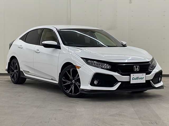 ホンダ シビック ハッチバック 道央・札幌 2018(平30)年 6.5万km ホワイトオーキッドパール /社外ナビ：MDV-D504BT/（CD/DVD/SD/BT/ラジオ/フルセグ）//レーダークルーズコントロール//LEDヘッドライト//衝突被害軽減システム//アイドリングストップ//横滑り防止機能//レーンキープアシスト//アイドリングストップ//社外ドライブレコーダー//ビルトインETC//オートライト//フォグライト//オートエアコン//スペアキー