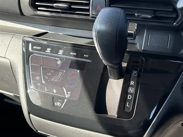 日産 ルークス ハイウェイスター Gターボ 大分県 2022(令4)年 2.1万km アッシュブラウンM ・純正ナビ(CD/DVD/BT/SD)/・フルセグテレビ/・アラウンドビューモニター/・両側パワースライドドア/・エマージェンシーブレーキ/・コーナーセンサー/・プラズマクラスター/・ステアリングリモコン/・ロールシェード/・レザーハンドル/・スマートキー/・プッシュスタートボタン