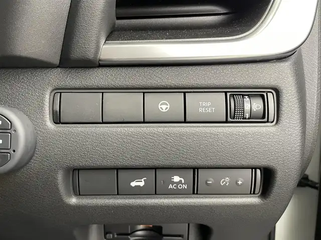 日産 エクストレイル X e－4ORCE 大分県 2023(令5)年 1.7万km ブリリアントホワイトパール ワンオーナー/プロパイロット/NissanConnectナビゲーション/12.3インチワイドディスプレイ/AppleCarPlay/AndoroidAuto/インテリジェントアラウンドビューモニター/インテリジェントルームミラー/360度セーフティアシスト/インテリジェントエマージェンシーブレーキ/LEDヘッドランプ/18インチアルミホイール/革巻きステアリング/ステアリングヒーター/シートヒーター/ETC2.0