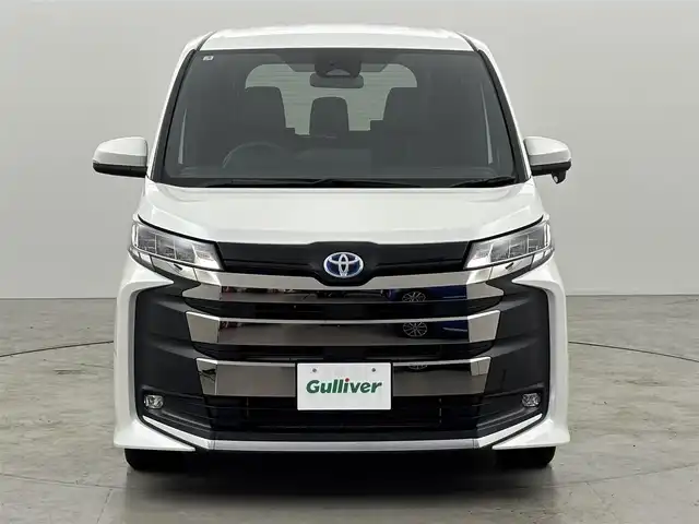 トヨタ ノア ハイブリッド S－Z 福岡県 2025(令7)年 0.1千km ホワイトパールクリスタルシャイン 純正１０．５インチＤＡナビ　/バックカメラ　/快適利便Ｈｉｇｈ　/ビルトインＥＴＣ２．０　/トヨタセーフティセンス　/レーダークルーズコントロール　/コーナーセンサー　/衝突軽減ブレーキ　/レーンキープ　/アクセル踏み間違い防止　/両側電動スライドドア　/シートヒーター　/ステアリングヒーター　/パワーバックドア　/純正17インチアルミホイール　/ＬＥＤヘッドライト