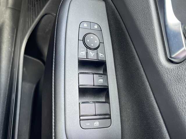 日産 ノート X 福岡県 2022(令4)年 2.2万km ビビットブルー / スーパーブラック 2トーン ワンオーナー　/レーダークルーズコントロール　/純正メーカーナビ（Ｂｌｕｅｔｏｏｔｈ・ＴＶ・ラジオ）/全方位カメラ　/バックモニター　/ビルトインＥＴＣ２．０　/ブラインドスポットモニター/前方ドライブレコーダー　/ＬＥＤライト　/ＨＤＭＩ入力端子/USB入力端子/C-type入力端子/純正フロアマット/プッシュスタート/スマートキー/保証書/取扱説明書