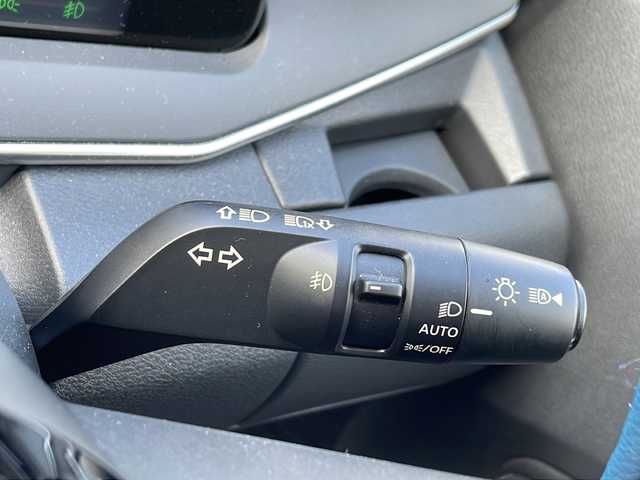 日産 ノート X 福岡県 2022(令4)年 2.2万km ビビットブルー / スーパーブラック 2トーン ワンオーナー　/レーダークルーズコントロール　/純正メーカーナビ（Ｂｌｕｅｔｏｏｔｈ・ＴＶ・ラジオ）/全方位カメラ　/バックモニター　/ビルトインＥＴＣ２．０　/ブラインドスポットモニター/前方ドライブレコーダー　/ＬＥＤライト　/ＨＤＭＩ入力端子/USB入力端子/C-type入力端子/純正フロアマット/プッシュスタート/スマートキー/保証書/取扱説明書