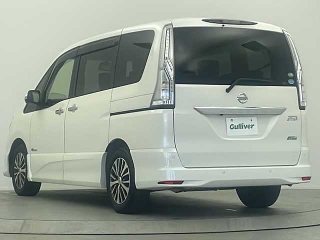 日産 セレナ ハイウェイS S HV Aセーフ 大阪府 2014(平26)年 6.3万km ブリリアントホワイトパール 純正SDナビ　MP314D-W/【BT/フルセグTV/USB/AUX/DVD]/全方位カメラ/フリップダウンモニター/全方位カメラ/両側パワースライドドア/ETC/衝突被害軽減システム/レーンキープアシスト/クルーズコントロール追従無し/アイドリングストップ/コーナーセンサー前後/オートライト/シートバックテーブル/純正16インチアルミホイール/純正フロアマット/スペアキー