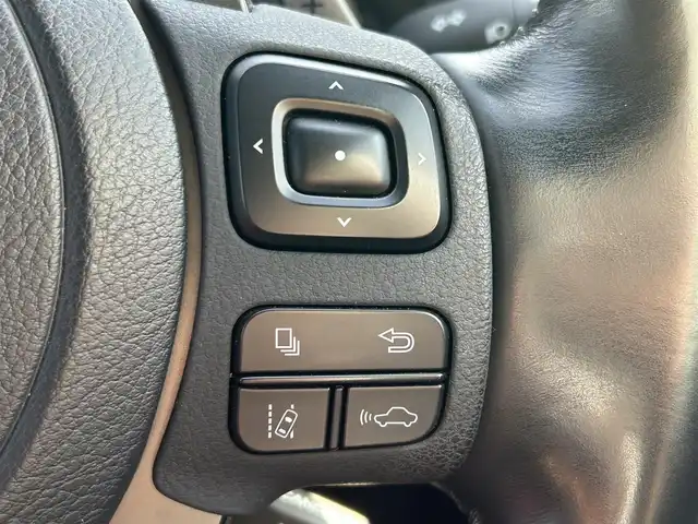 レクサス ＩＳ 300h バージョンL 愛媛県 2021(令3)年 6万km ソニッククロム 純正ナビ/フルセグTV/全方位カメラ/レクサスセーフティシステム/サンルーフ/赤レザーシート/シートヒーター/エアシート/パワーシート/TVキャンセラー/パドルシフト/LEDヘッドライト/オートライト/オートハイビーム/純正AW/純正フロアマット/ドラレコ/ETC/スマートキー/スペアキー/プッシュスタート