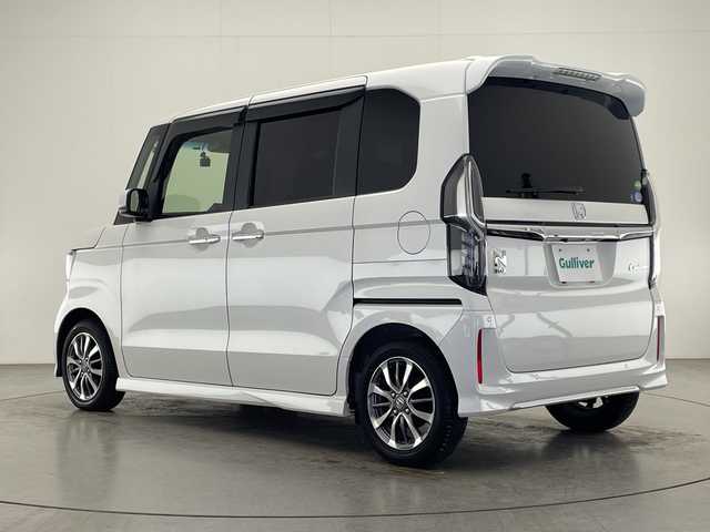 ホンダ Ｎ ＢＯＸ カスタム L 宮崎県 2021(令3)年 2.6万km プラチナホワイトパール 禁煙車/ホンダセンシング/社外ナビTV/（イクリプス/CD/DVD/Bluetooth/フルセグTV)/社外バックカメラ/社外ETC/ドライブレコーダー/純正LEDオートライト/純正LEDフォグ/純正14インチアルミ/左側電動スライドドア/アダプティブクルーズコントロール/レーンディパーチャーアラート/オートマチックハイビーム/クリアランスソナー/オートエアコン/前席シートヒーター/スマートキー/プッシュエンジンスタート/新車時保証書/取扱い説明書