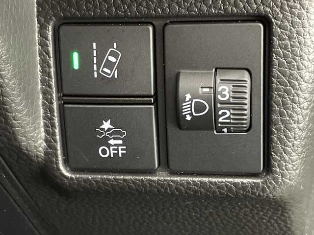 ホンダ Ｎ ＢＯＸ カスタム L 宮崎県 2021(令3)年 2.6万km プラチナホワイトパール 禁煙車/ホンダセンシング/社外ナビTV/（イクリプス/CD/DVD/Bluetooth/フルセグTV)/社外バックカメラ/社外ETC/ドライブレコーダー/純正LEDオートライト/純正LEDフォグ/純正14インチアルミ/左側電動スライドドア/アダプティブクルーズコントロール/レーンディパーチャーアラート/オートマチックハイビーム/クリアランスソナー/オートエアコン/前席シートヒーター/スマートキー/プッシュエンジンスタート/新車時保証書/取扱い説明書