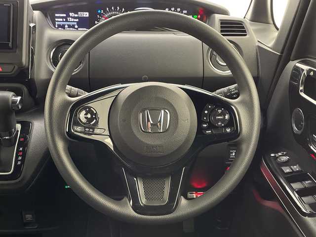 ホンダ Ｎ ＢＯＸ カスタム L 宮崎県 2021(令3)年 2.6万km プラチナホワイトパール 禁煙車/ホンダセンシング/社外ナビTV/（イクリプス/CD/DVD/Bluetooth/フルセグTV)/社外バックカメラ/社外ETC/ドライブレコーダー/純正LEDオートライト/純正LEDフォグ/純正14インチアルミ/左側電動スライドドア/アダプティブクルーズコントロール/レーンディパーチャーアラート/オートマチックハイビーム/クリアランスソナー/オートエアコン/前席シートヒーター/スマートキー/プッシュエンジンスタート/新車時保証書/取扱い説明書