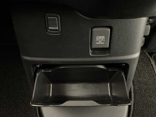 ホンダ Ｎ ＢＯＸ カスタム L 宮崎県 2021(令3)年 2.6万km プラチナホワイトパール 禁煙車/ホンダセンシング/社外ナビTV/（イクリプス/CD/DVD/Bluetooth/フルセグTV)/社外バックカメラ/社外ETC/ドライブレコーダー/純正LEDオートライト/純正LEDフォグ/純正14インチアルミ/左側電動スライドドア/アダプティブクルーズコントロール/レーンディパーチャーアラート/オートマチックハイビーム/クリアランスソナー/オートエアコン/前席シートヒーター/スマートキー/プッシュエンジンスタート/新車時保証書/取扱い説明書