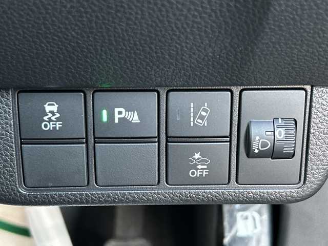 ホンダ Ｎ ＯＮＥ 愛媛県 2023(令5)年 0.5万km ブリティッシュグリーンP 純正ナビ（フルセグ/Bluetooth/USB）/バックカメラ/ＥＴＣ/ドライブレコーダー前後/シートヒーター/ホンダセンシング/LED/オートライト/コーナーセンサー/純正フロアマット/純正アルミホイール/フォグランプ