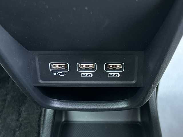 ホンダ Ｎ ＯＮＥ 愛媛県 2023(令5)年 0.5万km ブリティッシュグリーンP 純正ナビ（フルセグ/Bluetooth/USB）/バックカメラ/ＥＴＣ/ドライブレコーダー前後/シートヒーター/ホンダセンシング/LED/オートライト/コーナーセンサー/純正フロアマット/純正アルミホイール/フォグランプ