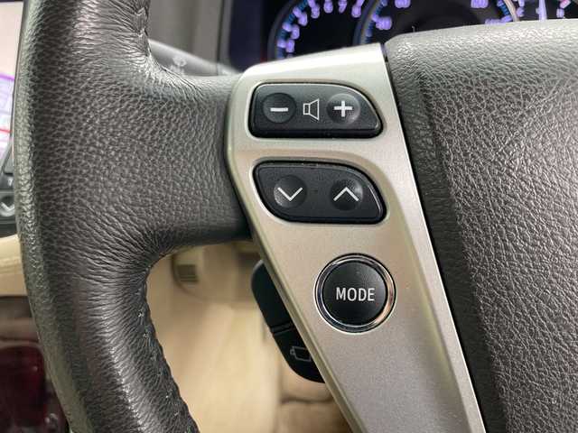 トヨタ クラウン ロイヤル Rサルーン i－Four アニバ 道央・札幌 2011(平23)年 14.3万km シルバーマイカM ・4WD/・純正ナビ/（CD DVD USB AUX HDD フルセグ）/・ステアリングスイッチ/・クルーズコントロール/・ドアミラーヒーター/・D/Nパワーシート/・D/Nシートヒーター/・D/Nベンチレーション/・バックカメラ/・サイドカメラ/・メモリーシート/・純正AW付き夏タイヤ積込/・HIDヘッドライト