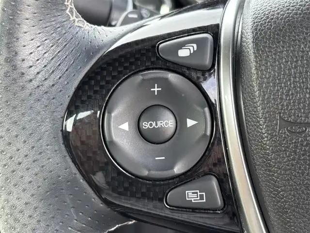 ホンダ Ｓ６６０ α 大分県 2016(平28)年 1.5万km プレミアムスターホワイトパール ・オーディオ(BT.HDMI.USB)/・バックカメラ/・衝突軽減ブレーキ/・パドルシフト/・ETC/・クルーズコントロール/・ハーフレザーシート/・オートライト/・フロアマット/・スマートキー/・プッシュスタート/・純正ホイール