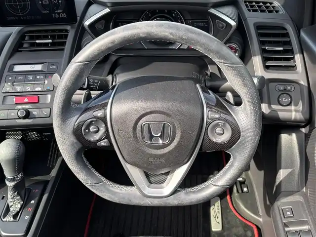 ホンダ Ｓ６６０ α 大分県 2016(平28)年 1.5万km プレミアムスターホワイトパール ・オーディオ(BT.HDMI.USB)/・バックカメラ/・衝突軽減ブレーキ/・パドルシフト/・ETC/・クルーズコントロール/・ハーフレザーシート/・オートライト/・フロアマット/・スマートキー/・プッシュスタート/・純正ホイール