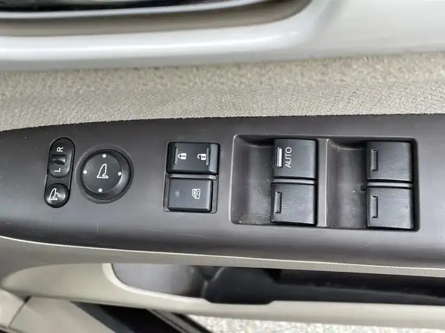 ホンダ Ｎ ＢＯＸ G Lパッケージ 兵庫県 2016(平28)年 11.8万km プレミアムディープモカパール (株)IDOMが運営する【じしゃロン姫路店】の自社ローン専用車両になります。こちらは現金またはオートローンご利用時の価格です。自社ローンご希望の方は別途その旨お申付け下さい/純正１４インチアルミ/純正ナビＴＶ/ＣＤ／ＢＴ/バックカメラ/片側パワースライドドア/純正フロアマット　/電動格納ミラー/ミラーウインカー/ＥＴＣ/保証書/取扱説明書/スマートキー×2