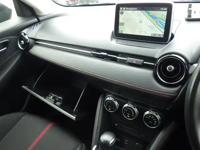 マツダ デミオ XD ツーリング 千葉県 2014(平26)年 4.3万km ディープクリスタルブルーマイカ スマートシティブレーキサポート/ブラインドスポットモニタリング/アクティブ・ドライビング・ディスプレイ/純正SDナビ/地デジTV/【DVD/CD再生機能　Bluetooth接続】/バックカメラ/ドライブレコーダー（前後撮影）/革巻きステアリング/ステアリングスイッチ/パドルシフト/ETC/LEDヘッドライト/フォグライト/ウインカーミラー/サイド/カーテンエアバッグ/アドバンストキーレスエントリー