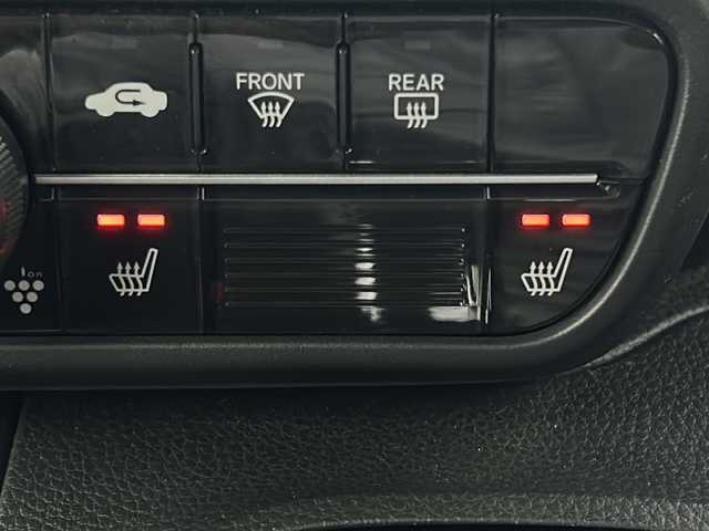 ホンダ Ｎ ＢＯＸ カスタム L ターボ 宮城県 2022(令4)年 4.9万km メテオロイドグレーメタリック Honda SENSING		/・衝突軽減ブレーキ/・路外逸脱抑制機能/・アダプティブクルーズコントロール/・車線維持支援システム/ワンオーナー/両側パワースライドドア/純正7型ナビ/CD.DVD.BT.USB/フルセグTV/バックカメラ/ハーフレザーシート/シートヒーター/革巻ステアリング/ステアリングスイッチ/パドルシフト/電動パーキングブレーキ/純正ドライブレコーダーF/ビルトインETC/純正フロアマッド/純正15インチAW/LEDヘッドライト/LEDフォグランプ/ロールサンシェード/ヘッドライトレベライザー/プッシュスタート/スマートキー/シートバックテーブル/横滑り防止機能