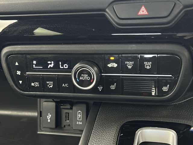 ホンダ Ｎ ＢＯＸ カスタム L ターボ 宮城県 2022(令4)年 4.9万km メテオロイドグレーメタリック Honda SENSING		/・衝突軽減ブレーキ/・路外逸脱抑制機能/・アダプティブクルーズコントロール/・車線維持支援システム/ワンオーナー/両側パワースライドドア/純正7型ナビ/CD.DVD.BT.USB/フルセグTV/バックカメラ/ハーフレザーシート/シートヒーター/革巻ステアリング/ステアリングスイッチ/パドルシフト/電動パーキングブレーキ/純正ドライブレコーダーF/ビルトインETC/純正フロアマッド/純正15インチAW/LEDヘッドライト/LEDフォグランプ/ロールサンシェード/ヘッドライトレベライザー/プッシュスタート/スマートキー/シートバックテーブル/横滑り防止機能