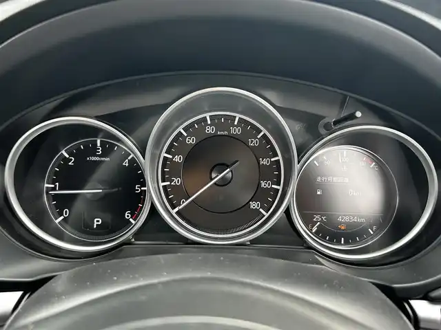 マツダ ＣＸ－５ XD スマートエディション 香川県 2020(令2)年 4.3万km スノーフレイクホワイトパールマイカ 登録時走行距離：42833km/純正ナビ（ナビSD無し）/→AM/FM/フルセグTV/Bluetooth/→CD/DVD再生/パノラマビューモニター/ヘッドアップディスプレイ/前後ドライブレコーダー/アダプティブクルーズコントロール/ステアリングリモコン/革巻きステアリング/電子パーキング/ALPINE製社外フリップダウンモニター/LEDオートライト/純正17インチAW/ブラインドスポットモニター/SCBS/TCS/クリアランスソナー