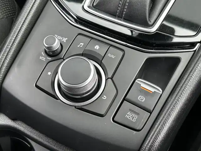 マツダ ＣＸ－５ XD スマートエディション 香川県 2020(令2)年 4.3万km スノーフレイクホワイトパールマイカ 登録時走行距離：42833km/純正ナビ（ナビSD無し）/→AM/FM/フルセグTV/Bluetooth/→CD/DVD再生/パノラマビューモニター/ヘッドアップディスプレイ/前後ドライブレコーダー/アダプティブクルーズコントロール/ステアリングリモコン/革巻きステアリング/電子パーキング/ALPINE製社外フリップダウンモニター/LEDオートライト/純正17インチAW/ブラインドスポットモニター/SCBS/TCS/クリアランスソナー