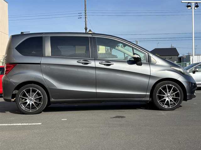 ホンダ フリード G ジャストセレクション 東京都 2011(平23)年 13.8万km ポリッシュドメタルメタリック ナビ　/ワンセグ／ＡＭ／ＦＭ／ＣＤ　/バックモニター　/パワースライドドア　/ＥＴＣ　/オートエアコン/オートライト