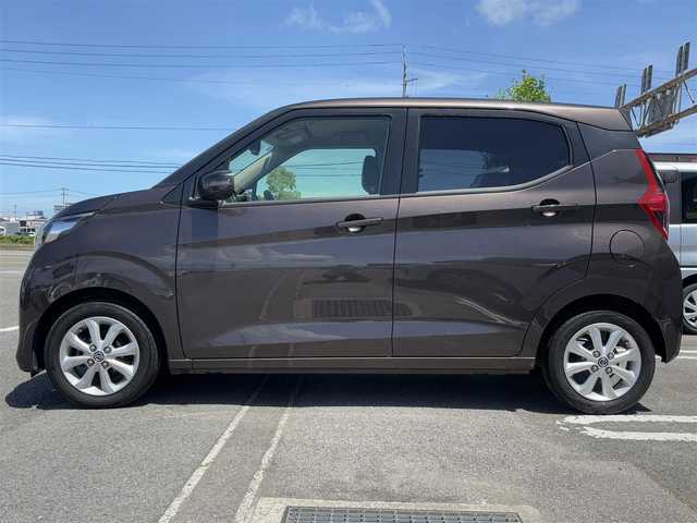 日産 デイズ X 徳島県 2019(令1)年 5.4万km アッシュブラウンM 純正9インチナビ/全周囲カメラ/バックカメラ/フルセグTV/ETC/ドライブレコーダー（前のみ）/コーナーセンサー（前後）/純正フロアマット/横滑り防止装置/盗難防止装置/衝突軽減システム/オートライト/ハロゲンヘッドライト/スペアキー