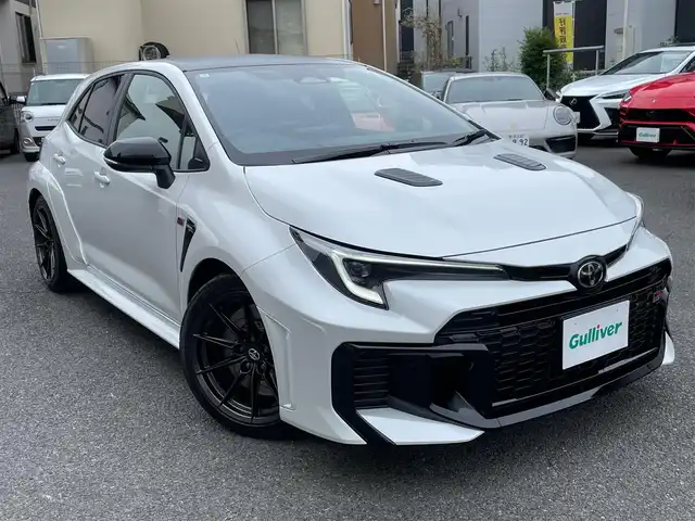 トヨタ ＧＲカローラ RZ 神奈川県 2025(令7)年 0.3万km プラチナホワイトパールマイカ 純正メモリーナビ・地デジTV/バックモニター/ビルトインETC/純正USB/BT/Miracast/ハーフレザーシート/前席シートヒーター/HUD/BBS製18インチ鍛造AW/レッドキャリパー/LEDヘッドライト/トヨタセーフティセンス/レーダークルーズコントロール/PCS/LDA/BSM/RCTA/SEA/RSA/コーナーセンサー/オートハイビーム/寒冷地仕様/プッシュスタート/スマートキー