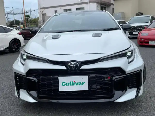 トヨタ ＧＲカローラ RZ 神奈川県 2025(令7)年 0.3万km プラチナホワイトパールマイカ 純正メモリーナビ・地デジTV/バックモニター/ビルトインETC/純正USB/BT/Miracast/ハーフレザーシート/前席シートヒーター/HUD/BBS製18インチ鍛造AW/レッドキャリパー/LEDヘッドライト/トヨタセーフティセンス/レーダークルーズコントロール/PCS/LDA/BSM/RCTA/SEA/RSA/コーナーセンサー/オートハイビーム/寒冷地仕様/プッシュスタート/スマートキー
