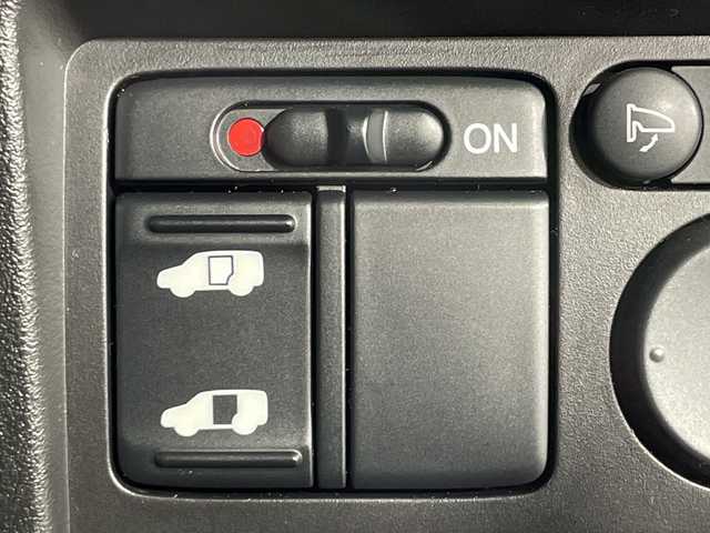 ホンダ フリード スパイク G エアロ 神奈川県 2010(平22)年 9.8万km プレミアムブラキッシュパール パノラマルーフ＆電動サンシェード/社外7型SDナビゲーション【AVN-LS04】/フルセグ　CD DVD　Bluetooth　AUX/バックカメラ/パワースライドドア/社外前後ドライブレコーダー/荷室ランプ/社外ETC/キーレスエントリー/スマートキー/純正１４インチアルミホイール/純正サイド/リアスポイラー/スペアキー