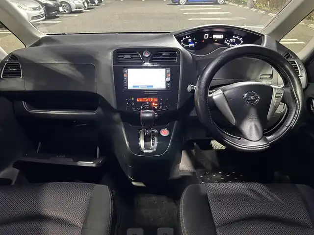 日産 セレナ ハイウェイスター Vセレクション 宮城県 2012(平24)年 12.9万km ブリリアントホワイトパール 純正ナビ/（MC311D-W）/フルセグTV/後席フリップダウンモニター/クルーズコントロール/前方ドライブレコーダー/両側パワースライドドア/純正フロアマット/純正16インチアルミホイール