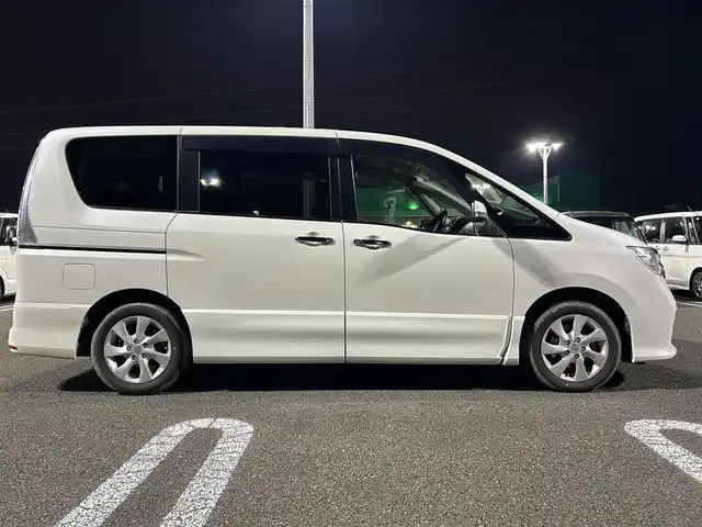 日産 セレナ ハイウェイスター Vセレクション 宮城県 2012(平24)年 12.9万km ブリリアントホワイトパール 純正ナビ/（MC311D-W）/フルセグTV/後席フリップダウンモニター/クルーズコントロール/前方ドライブレコーダー/両側パワースライドドア/純正フロアマット/純正16インチアルミホイール
