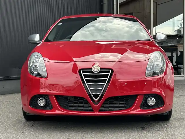 アルファロメオ ジュリエッタ スポルティーバ 香川県 2017(平29)年 5.6万km 赤 純正ナビ/→BT/DVD/→フルセグTV/ドラレコ/ETC/レザーシート/純正フロアマット/純正アルミホイール