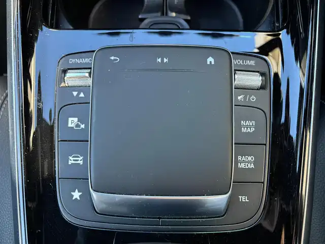 メルセデス・ベンツ ＧＬＢ２００ｄ 愛知県 2020(令2)年 2.9万km ポーラホワイト ワンオーナー/純正ナビ/BT/USB/AM/FM/フルセグTV/全方位カメラ/レーダークルーズコントロール/レーンキープ/衝突軽減ブレーキ/クリアランスソナー/BSM/パドルシフト/ハーフレザーシート/前席パワーシート（メモリー付き）/電動リアゲート/置くだけ充電/前後ドライブレコーダー/ETC2.0/ルーフレール/純正フロアマット/スマートキー×2