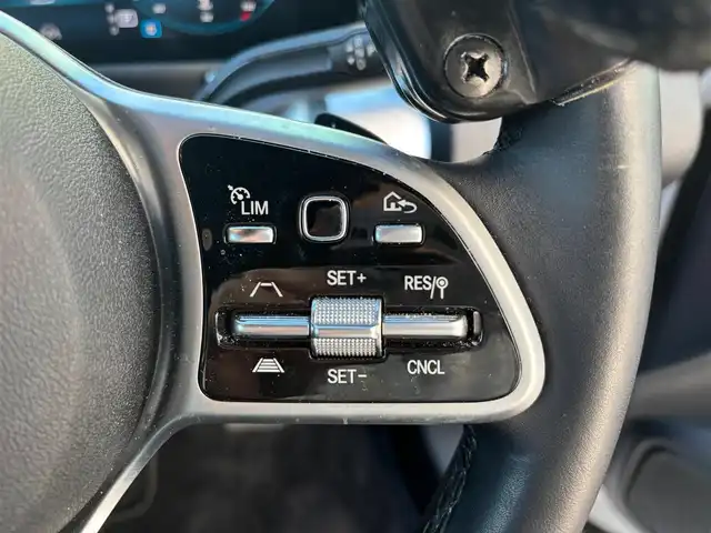 メルセデス・ベンツ ＧＬＢ２００ｄ 愛知県 2020(令2)年 2.9万km ポーラホワイト ワンオーナー/純正ナビ/BT/USB/AM/FM/フルセグTV/全方位カメラ/レーダークルーズコントロール/レーンキープ/衝突軽減ブレーキ/クリアランスソナー/BSM/パドルシフト/ハーフレザーシート/前席パワーシート（メモリー付き）/電動リアゲート/置くだけ充電/前後ドライブレコーダー/ETC2.0/ルーフレール/純正フロアマット/スマートキー×2