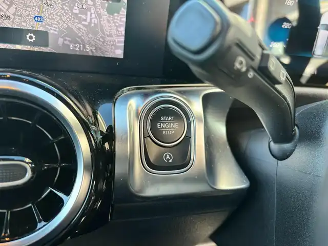 メルセデス・ベンツ ＧＬＢ２００ｄ 愛知県 2020(令2)年 2.9万km ポーラホワイト ワンオーナー/純正ナビ/BT/USB/AM/FM/フルセグTV/全方位カメラ/レーダークルーズコントロール/レーンキープ/衝突軽減ブレーキ/クリアランスソナー/BSM/パドルシフト/ハーフレザーシート/前席パワーシート（メモリー付き）/電動リアゲート/置くだけ充電/前後ドライブレコーダー/ETC2.0/ルーフレール/純正フロアマット/スマートキー×2