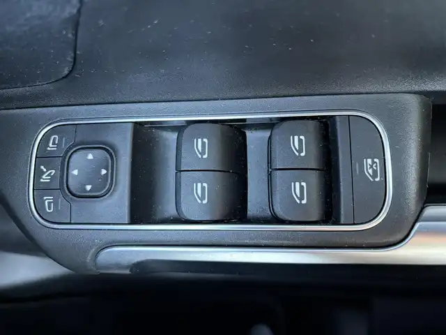 メルセデス・ベンツ ＧＬＢ２００ｄ 愛知県 2020(令2)年 2.9万km ポーラホワイト ワンオーナー/純正ナビ/BT/USB/AM/FM/フルセグTV/全方位カメラ/レーダークルーズコントロール/レーンキープ/衝突軽減ブレーキ/クリアランスソナー/BSM/パドルシフト/ハーフレザーシート/前席パワーシート（メモリー付き）/電動リアゲート/置くだけ充電/前後ドライブレコーダー/ETC2.0/ルーフレール/純正フロアマット/スマートキー×2