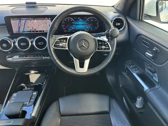 メルセデス・ベンツ ＧＬＢ２００ｄ 愛知県 2020(令2)年 2.9万km ポーラホワイト ワンオーナー/純正ナビ/BT/USB/AM/FM/フルセグTV/全方位カメラ/レーダークルーズコントロール/レーンキープ/衝突軽減ブレーキ/クリアランスソナー/BSM/パドルシフト/ハーフレザーシート/前席パワーシート（メモリー付き）/電動リアゲート/置くだけ充電/前後ドライブレコーダー/ETC2.0/ルーフレール/純正フロアマット/スマートキー×2