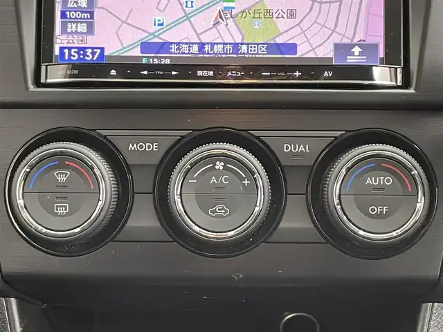 スバル インプレッサ スポーツ 2．0i アイサイト 道央・札幌 2012(平24)年 7.6万km アイスシルバーメタリック ・4WD/・社外SDナビ（AVIC-MRZ09）/CD/SD/BT/フルセグ/・バックカメラ/・ETC/・アイサイト/・横滑り防止装置/・レーンキープアシスト/・クルーズコントロール/・キセノンライト/・フォグランプ/・リモコンキー/・パドルシフト/・純正フロアマット/・純正16インチAW/・ドアバイザー/・電動格納ミラー