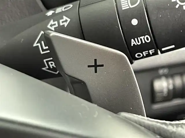 スバル インプレッサ スポーツ 2．0i アイサイト 道央・札幌 2012(平24)年 7.6万km アイスシルバーメタリック ・4WD/・社外SDナビ（AVIC-MRZ09）/CD/SD/BT/フルセグ/・バックカメラ/・ETC/・アイサイト/・横滑り防止装置/・レーンキープアシスト/・クルーズコントロール/・キセノンライト/・フォグランプ/・リモコンキー/・パドルシフト/・純正フロアマット/・純正16インチAW/・ドアバイザー/・電動格納ミラー