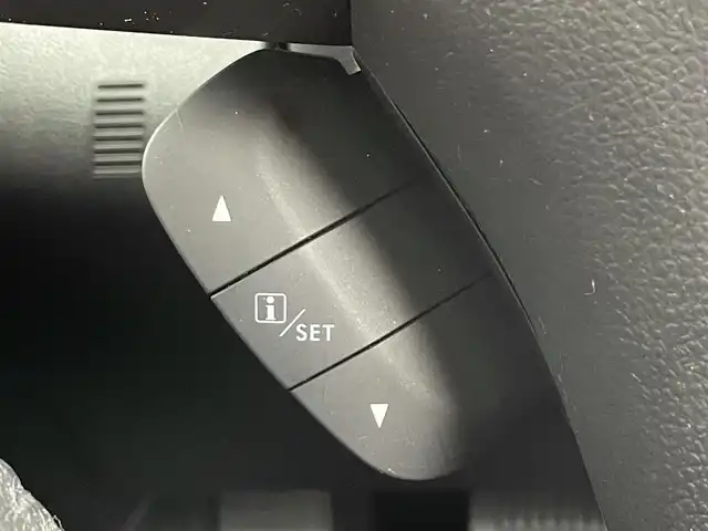 スバル インプレッサ スポーツ 2．0i アイサイト 道央・札幌 2012(平24)年 7.6万km アイスシルバーメタリック ・4WD/・社外SDナビ（AVIC-MRZ09）/CD/SD/BT/フルセグ/・バックカメラ/・ETC/・アイサイト/・横滑り防止装置/・レーンキープアシスト/・クルーズコントロール/・キセノンライト/・フォグランプ/・リモコンキー/・パドルシフト/・純正フロアマット/・純正16インチAW/・ドアバイザー/・電動格納ミラー