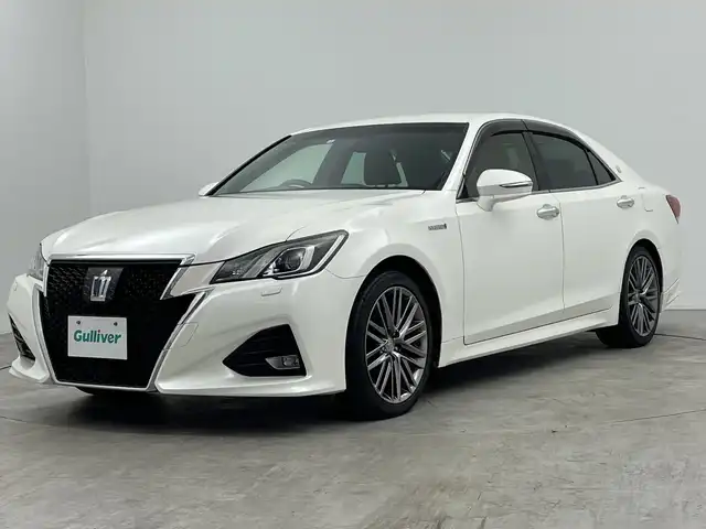 トヨタ クラウン ハイブリッド アスリートG 三重県 2016(平28)年 6.8万km ホワイトパールクリスタルシャイン 純正HDDナビ/Bluetooth/CD/DVD/Blu-ray/バックカメラ/トランクイージークローザー/レーダークルーズコントロール/プリクラッシュセーフティ/ハイビームアシスト/ブラインドスポットモニター/HID/純正18インチAW/クリアランスソナー（前後）/レザーシート /パワーシート/純正ビルトインETC2.0